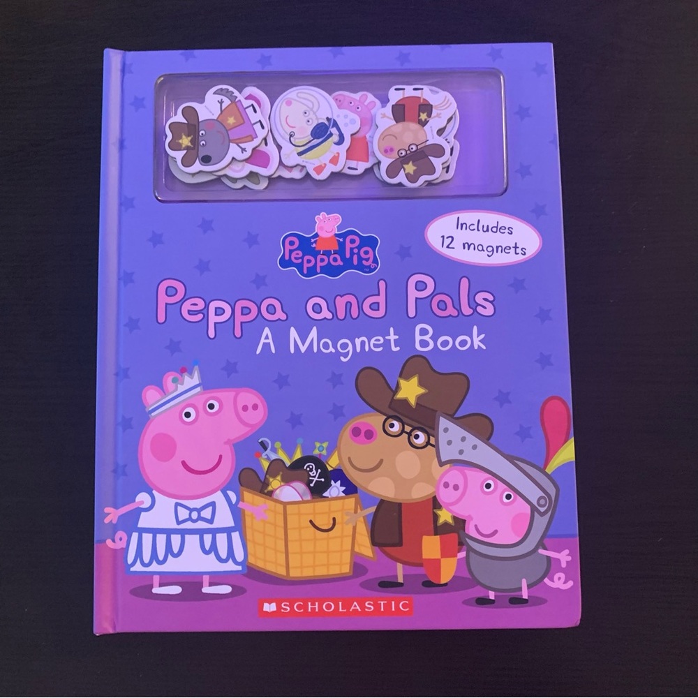 Peppa Pig and Pals Magnet Book